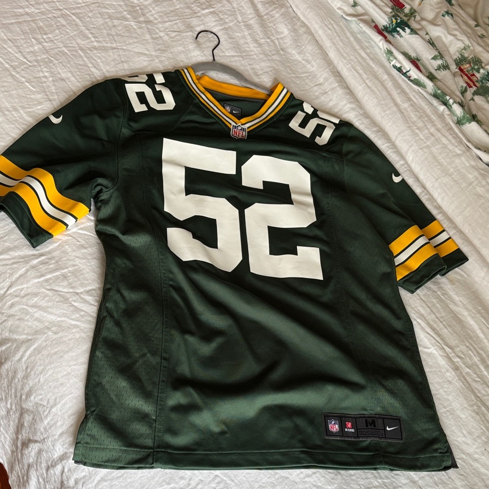 Green Bay Packers Jersey. Worn once. Size M